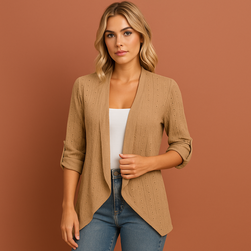 Women’s crochet cardigan in khaki with open front, airy and comfortable for casual and bohemian outfits.